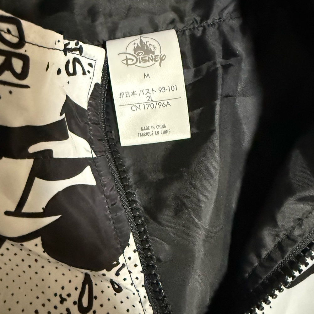 Disney Asia Mickey Mouse Jacket All Over Comic Print Windbreaker Pullover - Picture 8 of 9